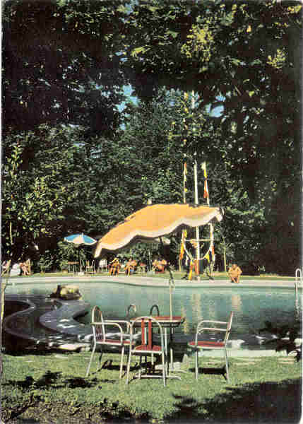 N 2 - CURIA - Portugal - Piscina do hotel das Termas - Ed. Junta de Turismo da Curia - 14,7x10,4  cm. -Circ 9 - 1967 - Col. A. Simes 1004.