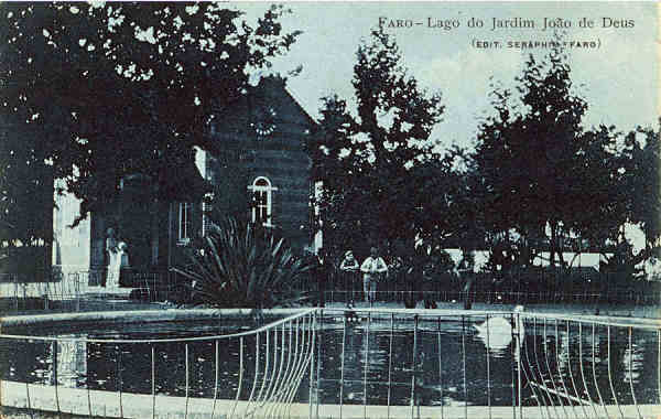 SN - FARO. Lago do Jardim Joo de Deus - Editor no indicado - Cerca de 1920 - Dim. 13,9x8,9 cm. - Col. A. Monge da Silva.