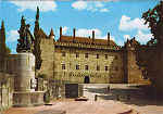 N. 261 - GUIMARES (Portugal) Pao dos Duques. Fachada principal e Esttua de Afonso Henriques - Coleco Passaporte (LOTY) - TEL.572850-LISBOA - SD - Dim. 14,6x10,2 cm - Col. Ftima Bia(1985)