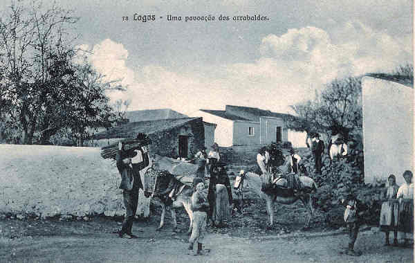 N 78 - Lagos. Uma povoao dos arrabaldes - Edio e clich de Antnio C. dos Santos, Lagos - SD - Dim. 14x9 cm. - Col. M. Chaby (cerca de 1920)