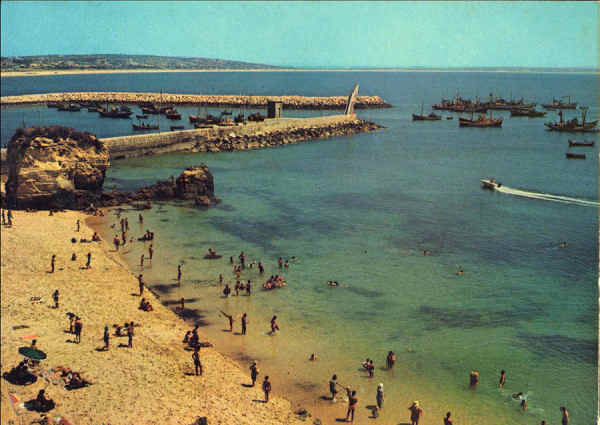 N 803 - LAGOS. Praia Formosa - Edio COMER, Trav do Alecrim, Lisboa - Circulado em 1976 - Dim. 15x10,5 cm - Col. Amlcar Monge da Silva