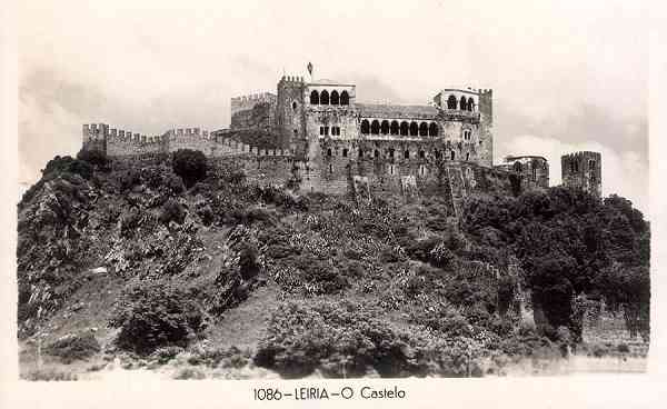 N. 1086 - LEIRIA-Portugal O Castelo - Edio Dulia - S/D - Dimenses: 14x9 cm. - Col. R. Gaspar.