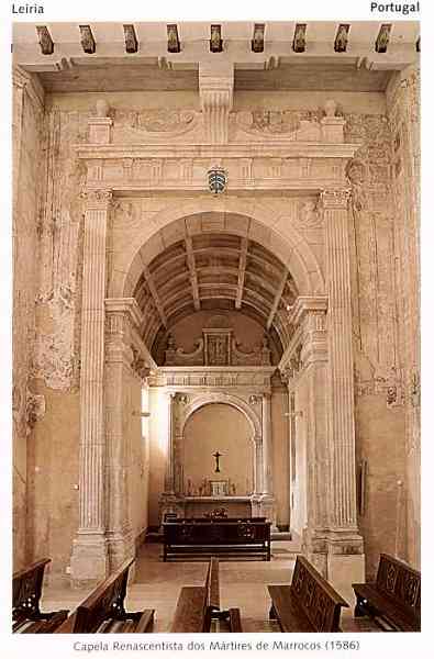 S/N - LEIRIA-Portugal Igreja de S. Francisco. Capela Renascentista dos Mrtires de Marrocos, 1586 - Fotografia Antnio Sequeira, Imagens gratuitamente cedidas pela RTL.F - S/D - Dimenses: 11x16 cm. - Col. R. Gaspar.