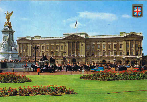N. 14 - LONDON. Buckingham Palace and Victoria Memorial - Ed. FISA-Great Britain-LONDON Golden Shield Palaudarias, 26 Barcelona - Printed in Spain - SD - Dim. 14,8x10,3 cm - Col. Manuel Bia (1986)