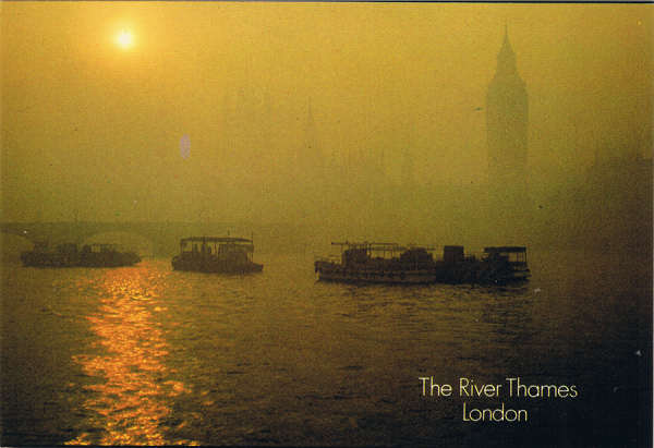 N. 84 - THE RIVER THAMES - Ed. DRG Photography by Tony Stone Associates Published by J. Arthur Dixon Tel. 0983 523381 Distributed in - LONDON - by Fincom Holdings PRINTED IN GREAT BRITAIN - SD - Dim. 14,9x10,5 cm - Col. Manuel Bia (1986)