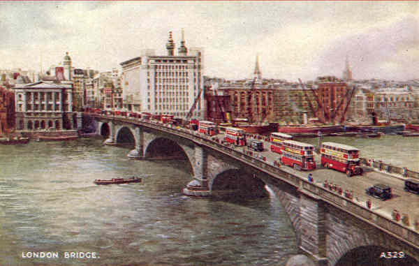 A329 - London Bridge - Reedio de Valentine & Suns em 1951 - Dim. 13,9x8,8 cm - Col. Amlcar Monge da Silva (cerca de 1925)