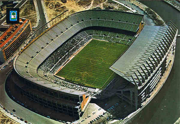 N 86 - MADRID.  Estadio Manzanares - Ed. DOMINGUEZ - MADRID. POSTALES ESCUDO DE ORO Ediciones FISA - Palaudarias,26 - Barcelona - Printed in Spain - SD - Dim. 15x10,4 cm - Col. Manuel Bia(1971)
