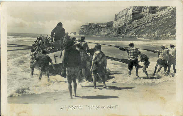 N 37 - Nazar - Vamos ao mar - Coleco Dulia - SD - circulado no ano 1953 - Dim. 9x14 cm - Col. Miguel Soares Lopes.