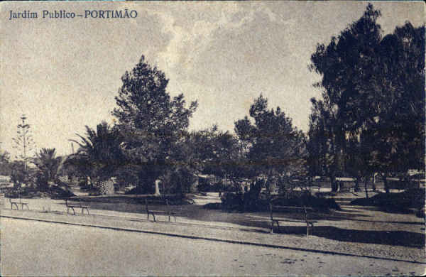 SN - PORTIMO. Jardim Publico - Edio Pacheco, Seita & Cia, Lda, Portimao - SD - Dim. 14x9 cm - Col A Monge da Silva (cerca de 1920)