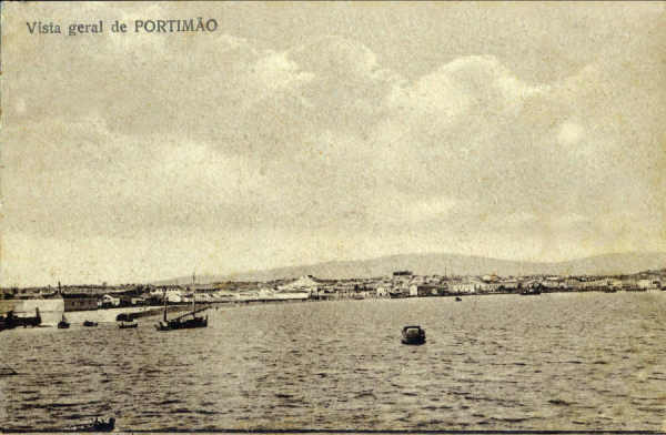 SN - PORTIMO. Vista Geral - Edio Pacheco, Seita & Cia, Lda, Portimao - SD - Dim. 14x9 cm - Col A Monge da Silva (cerca de 1920)