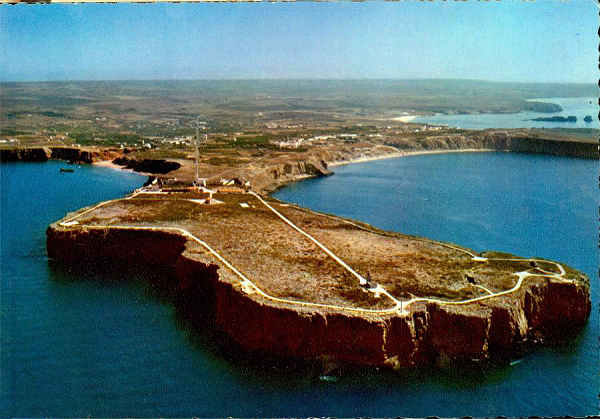 N. 463 - ALGARVE Ponta de Sagres, vista do ar - Portugal Turstico - S/D - Dimenses: 14,8x10,2 cm. - Col. HJCO (Circulado em 1973)