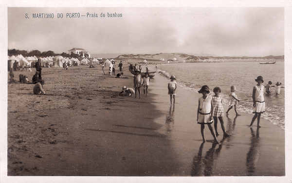 N 9 - Portugal. S. Martinho do Porto. Praia de banhos - Edio Julio Mira Coelho - Dim.9x14 cm. - Col. M. Chaby
