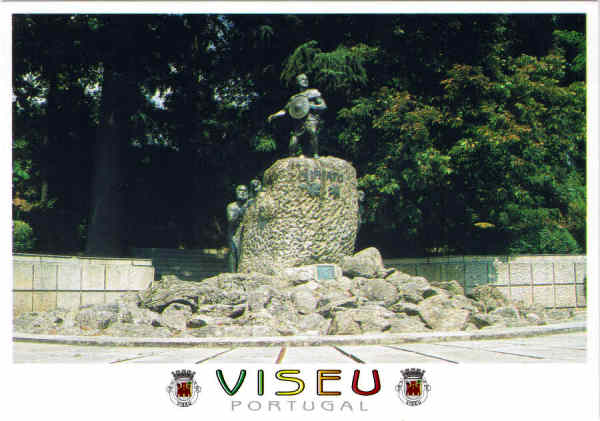 N. 4 - VISEU - Monumento a Viriato PORTUGAL - Ed. GRAFIPOST FILIAL-LOUL e Edio PAPIRO TELS. 232436892 - 232459596 - 2006 - Dim. 15x10,5 cm - Col. Ftima Bia (2010).
