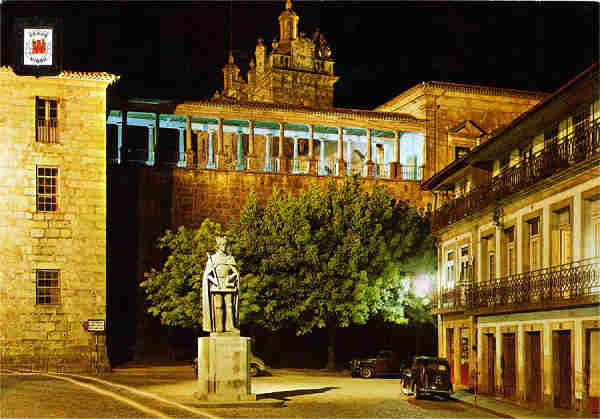 N. 88 - Viseu - Praa D. Duarte (vista nocturna) - Lifer - Porto - S/D - Dimenses: 14,9x10,3 cm - Col. Gaspar Albino.