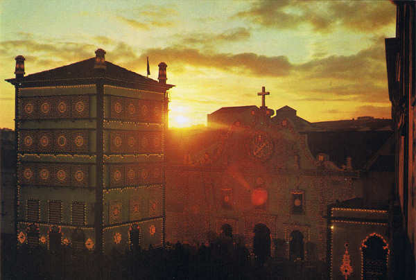 N.º 1192 - S. MIGUEL - Açores Pôr do- Sol em Ponta Delgada - Ed. CÓMER - Trav. do Alecrim, 1 - TELF.328775 LISBOA-PORTUGAL - S/D - Dim. 15,1x10,6 cm. - Col. Manuel Bóia (1981).