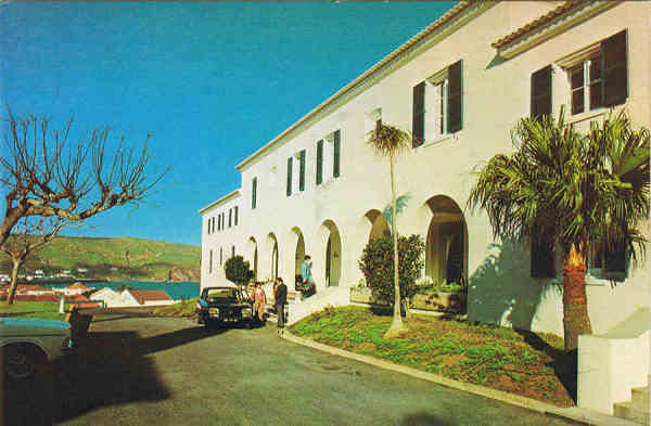 S/N - HOTEL FAYAL Horta - Açores - IMPRESSO POR DANILO & TELO,LDA.-FUNCHAL - S/D - Dim. 14,9x10,1 cm. - Col. Manuel Bóia (1981).