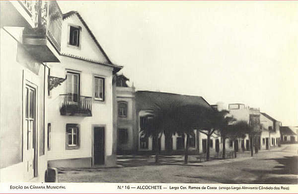 N 16 - ALCOCHETE.  Largo Coronel Ramos da Costa - Edio da Cmara Municipal de Alcochete (1993) - Dim. 14x9,1 cm - Col. Amlcar Monge da Silva
