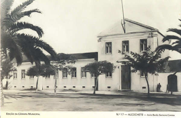 N 17 - ALCOCHETE.  Asilo Baro de Samora Correia - Edio da Cmara Municipal de Alcochete (1993) - Dim. 14x9,1 cm - Col. Amlcar Monge da Silva