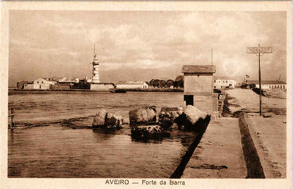 SN - AVEIRO - Forte da Barra - Ed de Souto Ratolla - Aveiro, Portugal - SD - Dim 9x14 cm. - Col Jaime da Silva (Circulado em 1946)