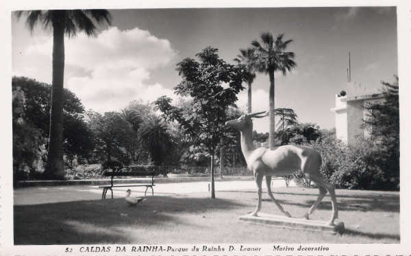 N 52 - Portugal. Caldas da Rainha - Parque da Rainha D. Leonor. Motivo decorativo - Editor Passaporte Loty - Editado em 1951 - 9x14 cm. - Col. M. Chaby