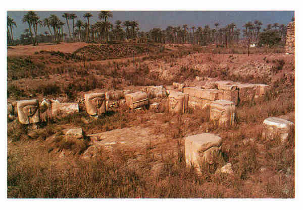 SN - Memphis, Templo de Hathor - Dim. 15,7x11,1 cm - Edio El-Brince Advertising & Printing - Col. Amlcar Monge da Silva (2005)