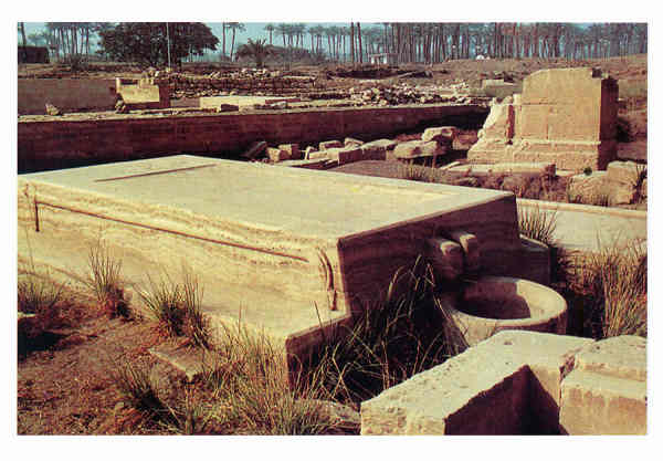 SN - Memphis, Templo de Abies - Dim. 15,7x11,1 cm - Edio El-Brince Advertising & Printing - Col. Amlcar Monge da Silva (2005)