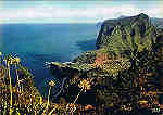 MD. 311 - PORTO DA CRUZ (Madeira) Vista da Penha d'guia - Ed. Francisco Ribeiro - Rua Nova de S. Pedro, 27 telef. 23930 FUNCHAL, MADEIRA - SD - Dim. 14,8x10,4 cm. - Col. Manuel e Ftima Bia (1975).