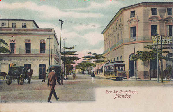 N 3991 - Manos, Rua da Installao - Dim. 14x8,9 cm - Edio Photographia Allem, Manos - Col. Amlcar Monge da Silva (cerca de 1900)