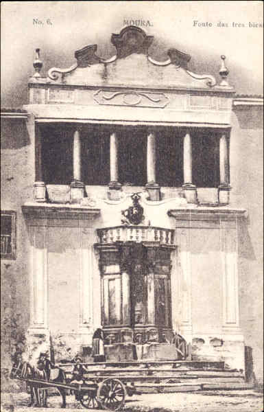 N 6 - MOURA. Fonte das Trs Bicas - Edio Andr dos Santos Conceio, Moura (1920) - Dim. 13,6x8,6 cm - Col. A. Monge da Silva