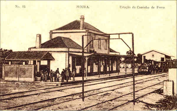 N 16 - MOURA. Estao de Caminho de Ferro - Edio Andr dos Santos Conceio, Moura (1920) - Dim. 13,6x8,6 cm - Col. A. Monge da Silva