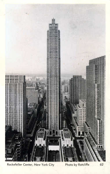 N 62 - Rockefeller Center (1) - Editor (Foto Spal Co ??), New York - Circulado em  1949 - Dim. 14,1x8,8 cm - Col. A. Monge da Silva (cerca de 1949)