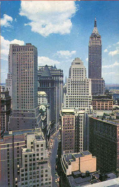 N P2657 - Skyscrapers at Downtown Manhattan - Editor Manhattan Post Card Pub.Co, New York - Circulado em 1958 - Dim. 13,7x8,7 cm - Col. A. Monge da Silva