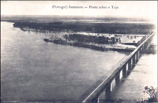 SN - SANTARM. Ponte sobre o Tejo - Edio Luiz Filipe Baptista & Cia - Dim. 14,2x9,2 cm - Col. A. Monge da Silva (1930)