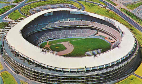 SN - D. C. Stadium - Edio annima - Dim. 14x8,9 cm - Col. Amlcar Monge da Silva (cerca de 1970)