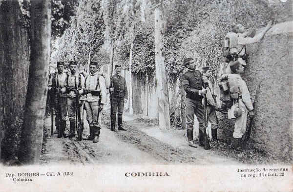 Col. A, 133 - Instruco de recrutas do regimento d'infantaria 23 - Pap. Borges, Coimbra - Dim. 137x90 mm - Col. A. Monge da Silva (cerca de 1905)