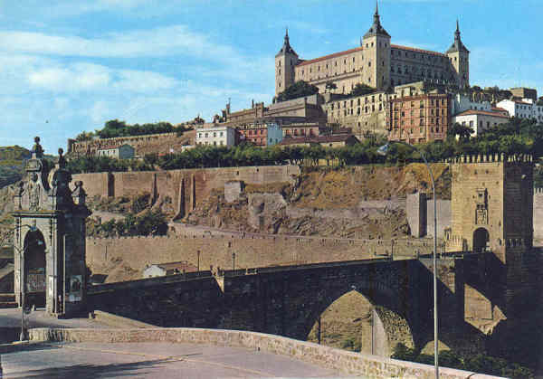 N 1306 - Toledo, Puente Alcantara e Alcazar - Ediciones Jlio de la Cruz, Toledo - Dim. 150x105 mm  - Col. A. Monge da Silva (c. 1985)