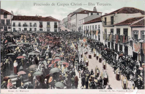 SN - Procisso de Corpus Christi - Edio da Loja do Buraco, Clich do Sr. Castro e Canto - Dim. 137x89 mm - Col. A. Monge da Silva (c. 1905)