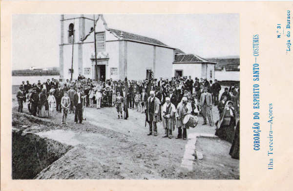 N 31 - Costumes, Coroao do Esprito Santo - Edio da Loja do Buraco - Dim. 136x89 mm - Col. A. Monge da Silva (anterior a 1910)