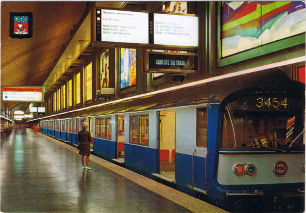 N 15 - PARIS - Mtro rgional: ligne de saint germain en laye, station charles-de-gaulle - toile - Ed. STELLA CARTES PARIS  FISA - Industrias Grficas - Printed in Spain POSTALES ESCUDO DE ORO - 1970 - Dim. 14,8x10,3 cm - Col. Manuel Bia