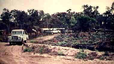 Instalaes provisrias do Administrador do Alto Zaza (Angola), em Janeiro de 1973.