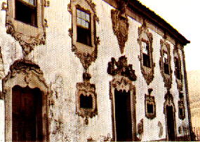 011.jpg (21690 bytes)