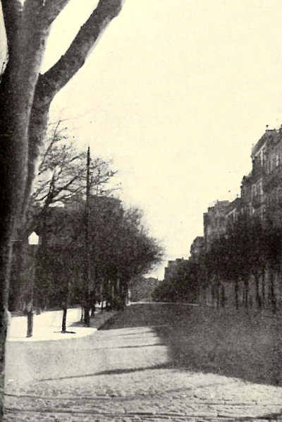 Um aspecto da Rua Jos Estvo em Lisboa