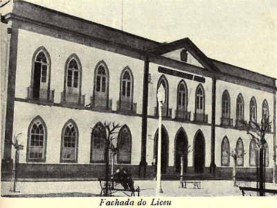 Fachada do Liceu de Aveiro