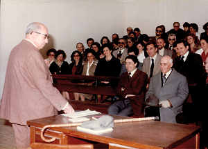 Clicar para ampliar.