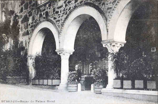 S/N - Bussaco. Bazar do Palace Hotel - Edio de Paulo Bergamin - Dim. 13,8x9 cm - Col. A. Monge da Silva (circulado cerca de 1910)
