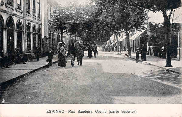 SN - Portugal. Espinho - Rua Bandeira Coelho (Parte superior) - Editor Tabacaria Arlindo Lopes - SD - Dim. 14x9 cm. -Col. M. Chaby