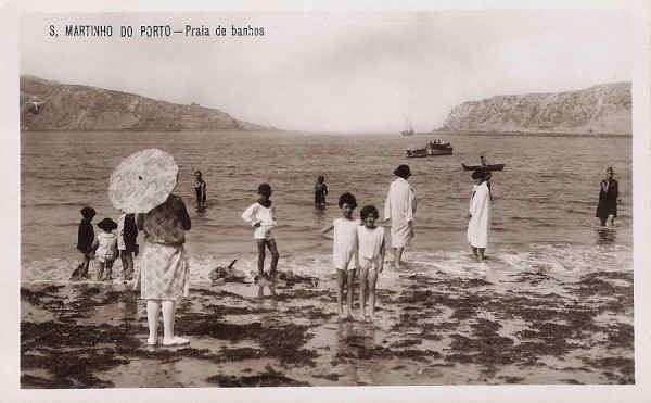 N 4 - Portugal. S. Martinho do Porto - Praia de banhos - Edio Julio Mira Coelho - Dim.9x14 cm. - Col. M. Chaby