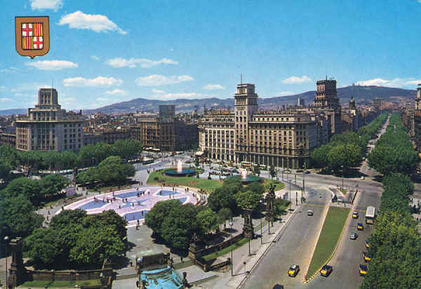 N 30 - Barcelona, Praa da Catalunha (2) - Editor Comercial Escudo de Oro, Barcelona - 14,8x10,3 cm - Col. Amlcar Monge da Silva (1977)