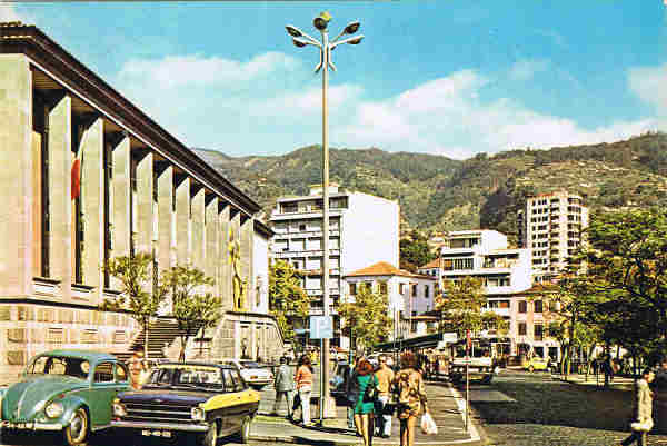 N. MAD 156/16 - FUNCHAL (Madeira)  O palcio da justia - Ed. Francisco Ribeiro, Rua Nova de S. Pedro, 27 telef. 23930 GM 