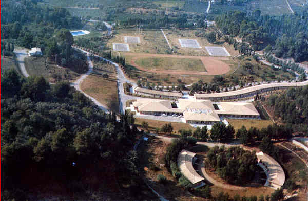SN - Atenas, Academia Olmpica Internacional - Edio Int. Olympique Academy, Athens - Dim. 15x10,4 cm - Carimbo Postal 1976 - Col. A. Monge da Silva (1976)